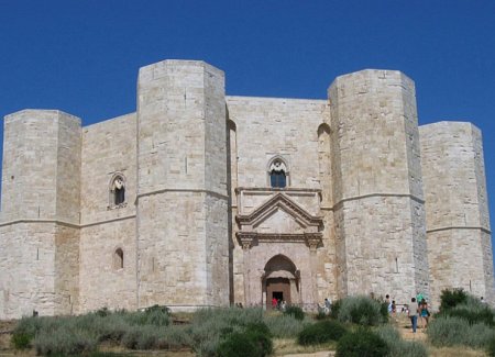 Castel del Monte UNESCO Heritage Puglia Weddings